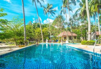 Am Samui Resort Taling Ngam has Balcony rooms