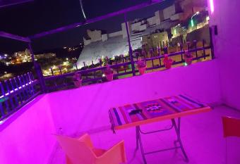 Karak House has Balcony rooms