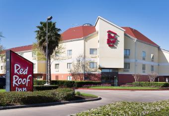 Red Roof Inn Houston Westchase has Smoking rooms