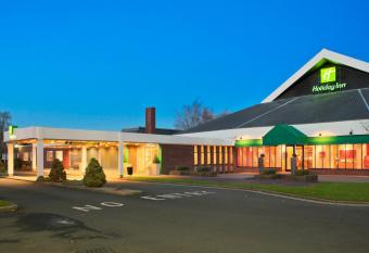 Holiday Inn Birmingham M6, Jct7, an IHG Hotel allows 18 year olds to book a room