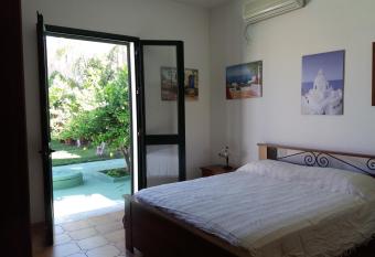 Villa Angela has Balcony rooms