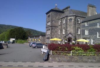 The Eagles Hotel allows 18 year olds to book a room