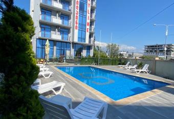 Hotel Skyline Batumi has Balcony rooms