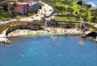La Jolla Cove Suites has Balcony rooms