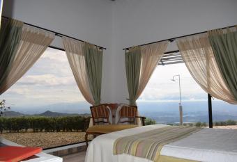 Monte Abi Mirador has Balcony rooms