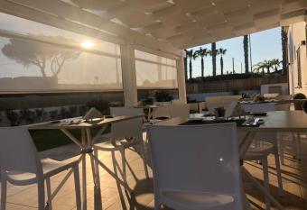 Villa Margherita has Balcony rooms