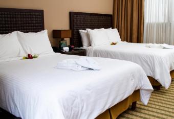 Rincon del Valle Hotel & Suites allows 18 year olds to book a room