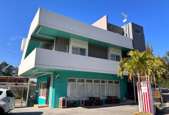 Ocean Villa Tin Gala has Balcony rooms