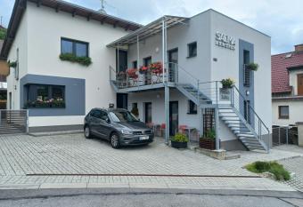 Pension SALMA has Balcony rooms