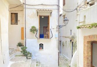 holidaycasa Jerry has Balcony rooms