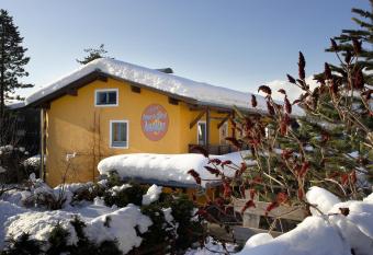 Amadeus Appartement has Balcony rooms