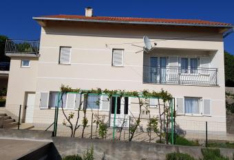 Appartment Brklja  a has Balcony rooms