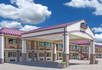 North Platte Inn & Suites allows 18 year olds to book a room