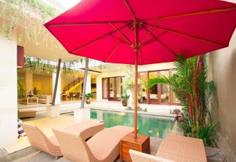 Apple Villas & Apartments has Balcony rooms