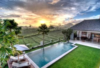 Oshan Bali Boutique Hotel allows 18 year olds to book a room