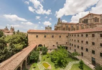 VuT Jardines de la Muralla has Balcony rooms