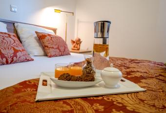 Maja apartment - Sunset view Cavtat allows 18 year olds to book a room