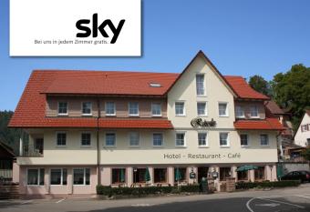 Hotel R  ssle Berneck allows 18 year olds to book a room