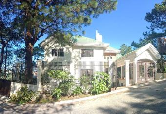 Koinonia Retreat CenteR allows 18 year olds to book a room