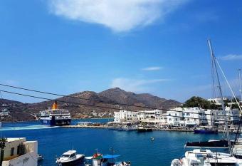 Yacht front apartment -      2 has Balcony rooms