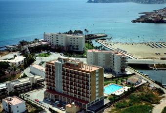 Hotel Villa Naranjos has Balcony rooms
