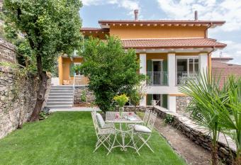 Residenza La Zagara has Balcony rooms