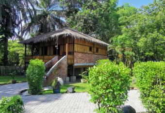 Sunnebeam Paradise has Balcony rooms