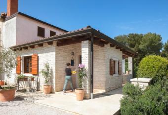 Apartments with WiFi Novigrad - 7053 has Balcony rooms