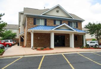 Studio 6 Richmond Va - I-64 West has Smoking rooms