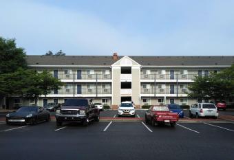 Studio 6 Greensboro, Nc - I-40 has Smoking rooms