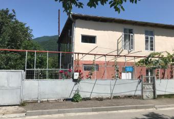 Chveni Ezo has Balcony rooms