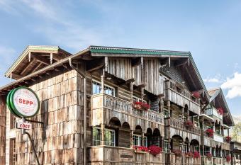 HOTEL SEPP - Alpine Boutique Hotel - Adults Only has Balcony rooms