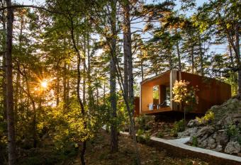 Theodosius Forest Village - Glamping in Vipava valley allows 18 year olds to book a room