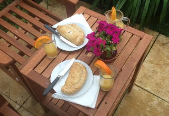 The garden apartment has Balcony rooms