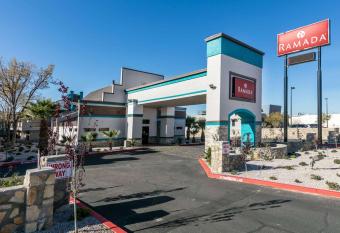 Ramada by Wyndham El Paso has Smoking rooms