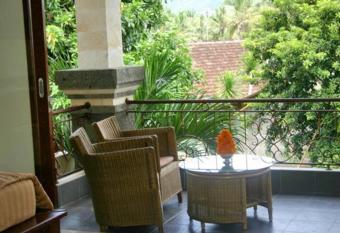 Puri Pondok Dawa Villa has Balcony rooms