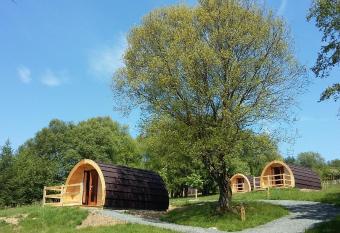 Glendalough Glamping - Adults Only allows 18 year olds to book a room