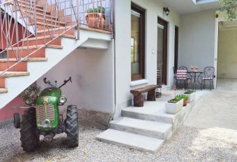 Casa Mamma Pina has Balcony rooms