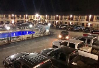 Inn at Mexia has Smoking rooms