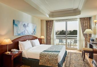 Triumph Plaza Hotel allows 18 year olds to book a room