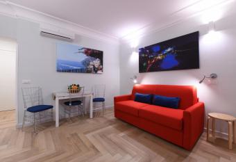 Angela House Amalfi centro has Balcony rooms