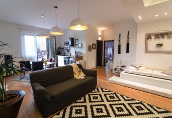 MAISON MI.RI  has Balcony rooms