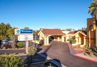 Best Western Green Valley Inn has Balcony rooms