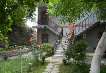 Hotel Beni has Balcony rooms