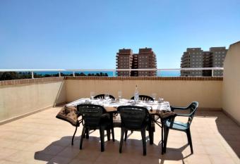 ACV - Costa Caribe II-2   linea, planta 5, frontal allows 18 year olds to book a room