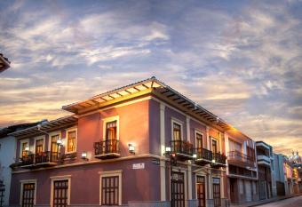 Hotel Casa San Rafael allows 18 year olds to book a room