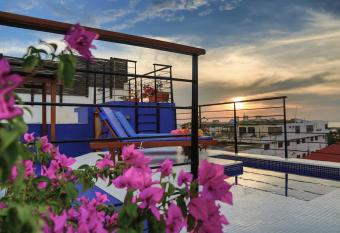 Casa de Isabella, a Kali Hotel allows 18 year olds to book a room