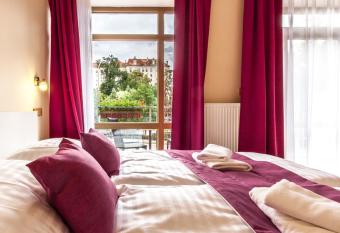 Apartm  ny U z  mku has Balcony rooms