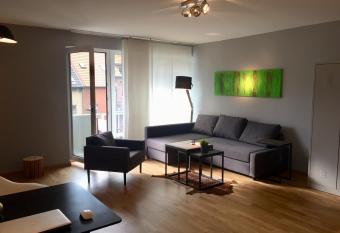 21st Appartement has Balcony rooms