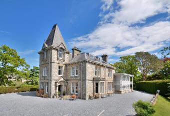 Knockendarroch Hotel has Balcony rooms